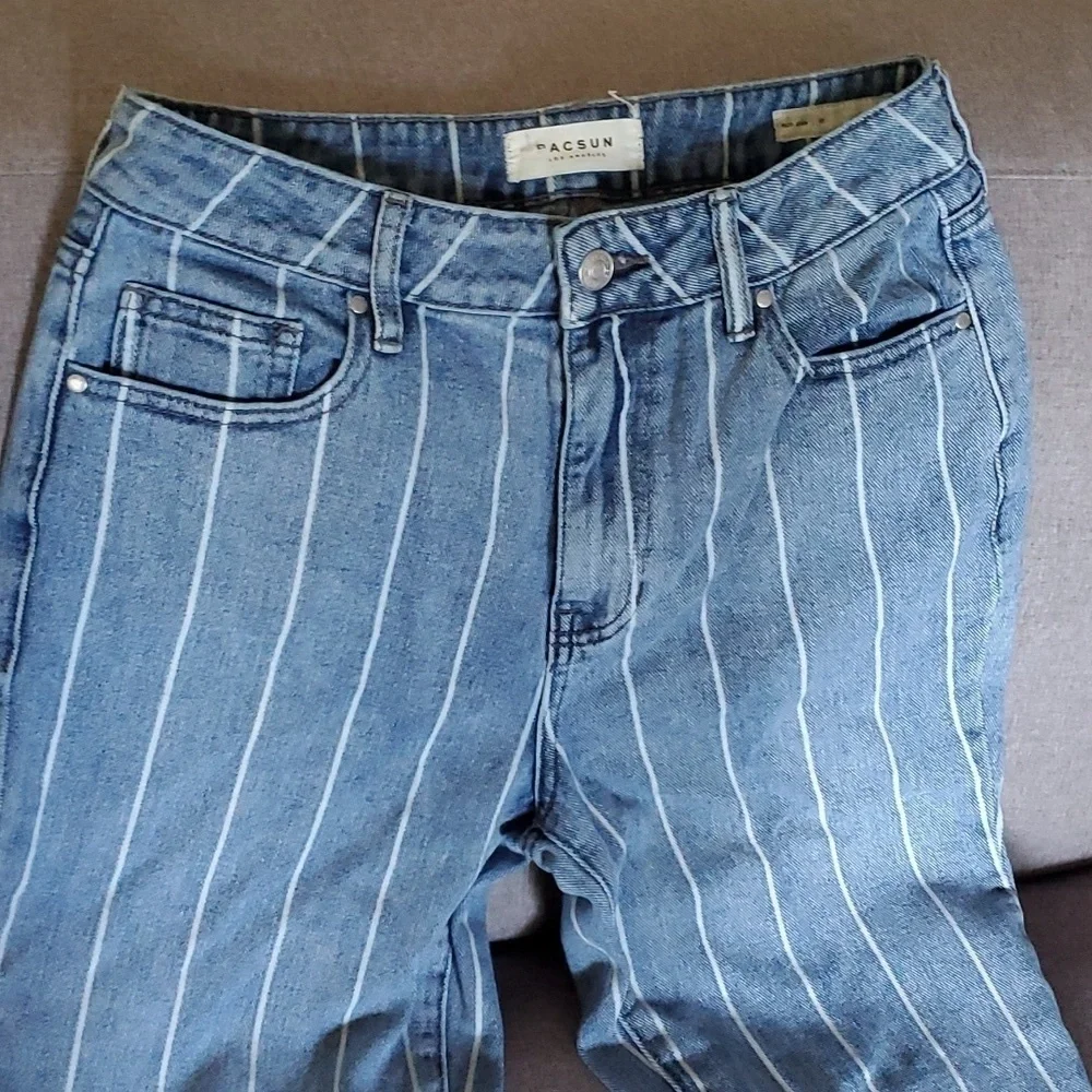 pacsun jeans women’s size 27 blue white Mom jean vertical stripes